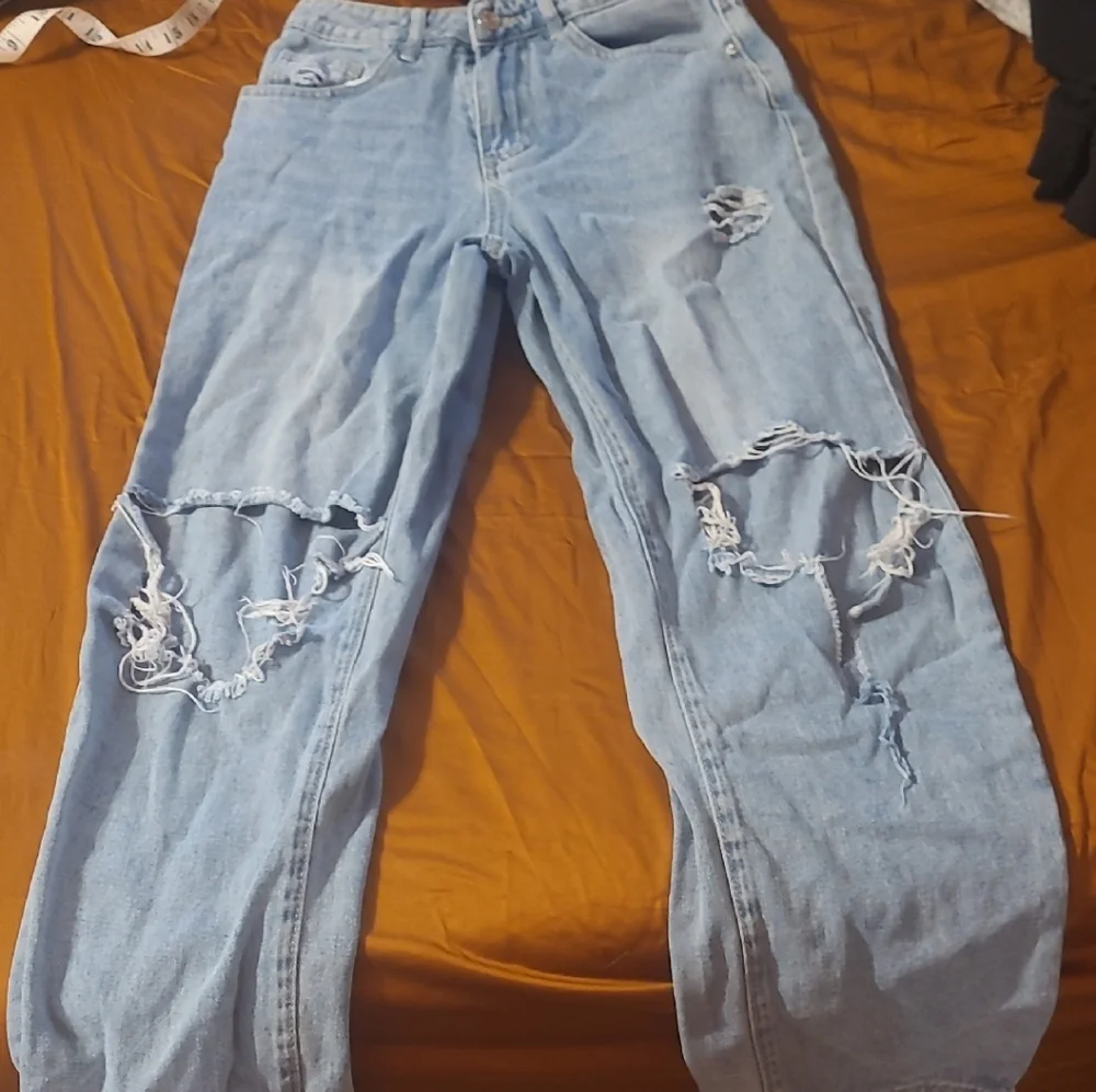 SHEIN Light Blue Distressed Boyfriend Jeans - Picture 1 of 4